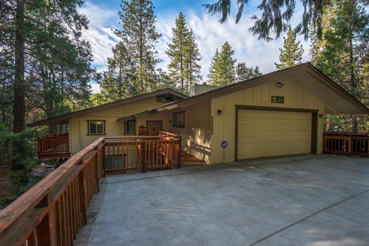 Sierra Springs Villa Оукхърст Екстериор снимка