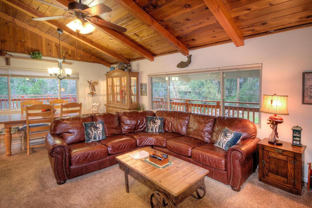 Sierra Springs Villa Оукхърст Екстериор снимка