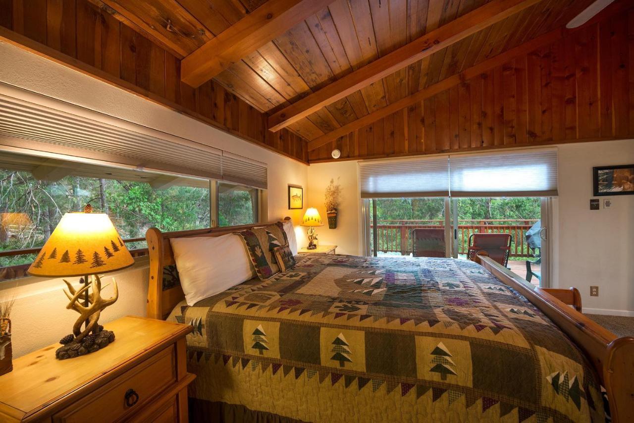 Sierra Springs Villa Оукхърст Екстериор снимка