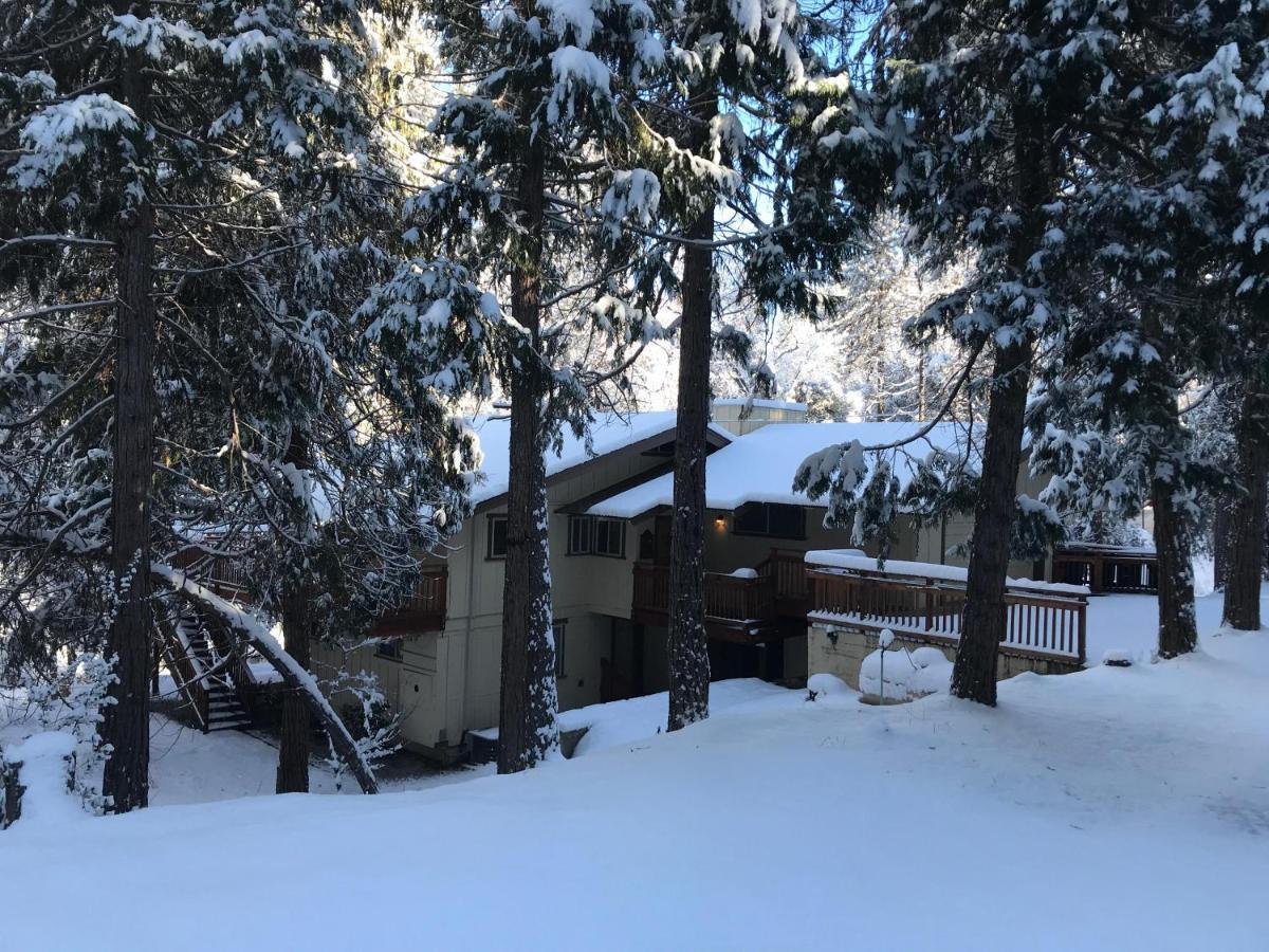 Sierra Springs Villa Оукхърст Екстериор снимка