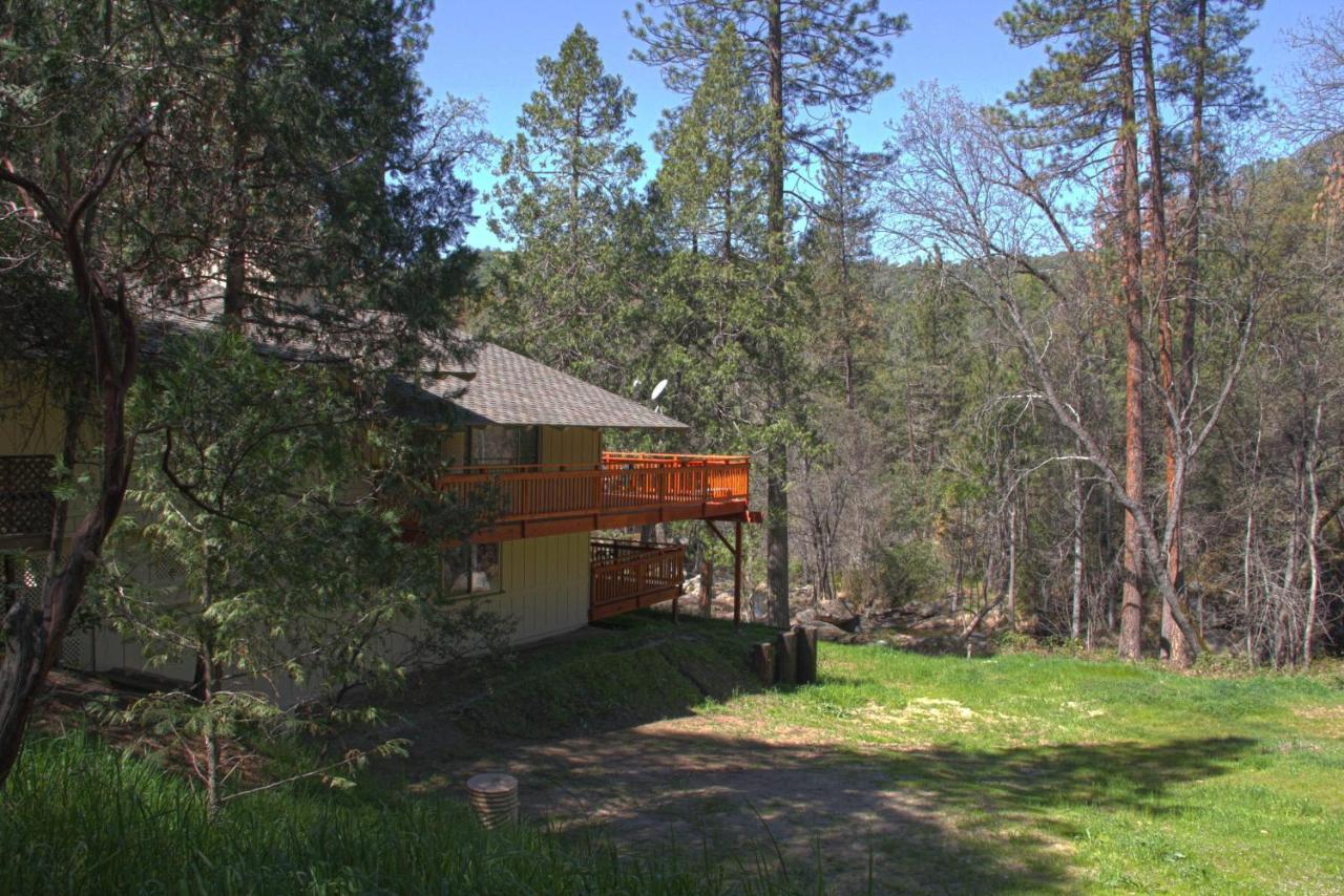 Sierra Springs Villa Оукхърст Екстериор снимка
